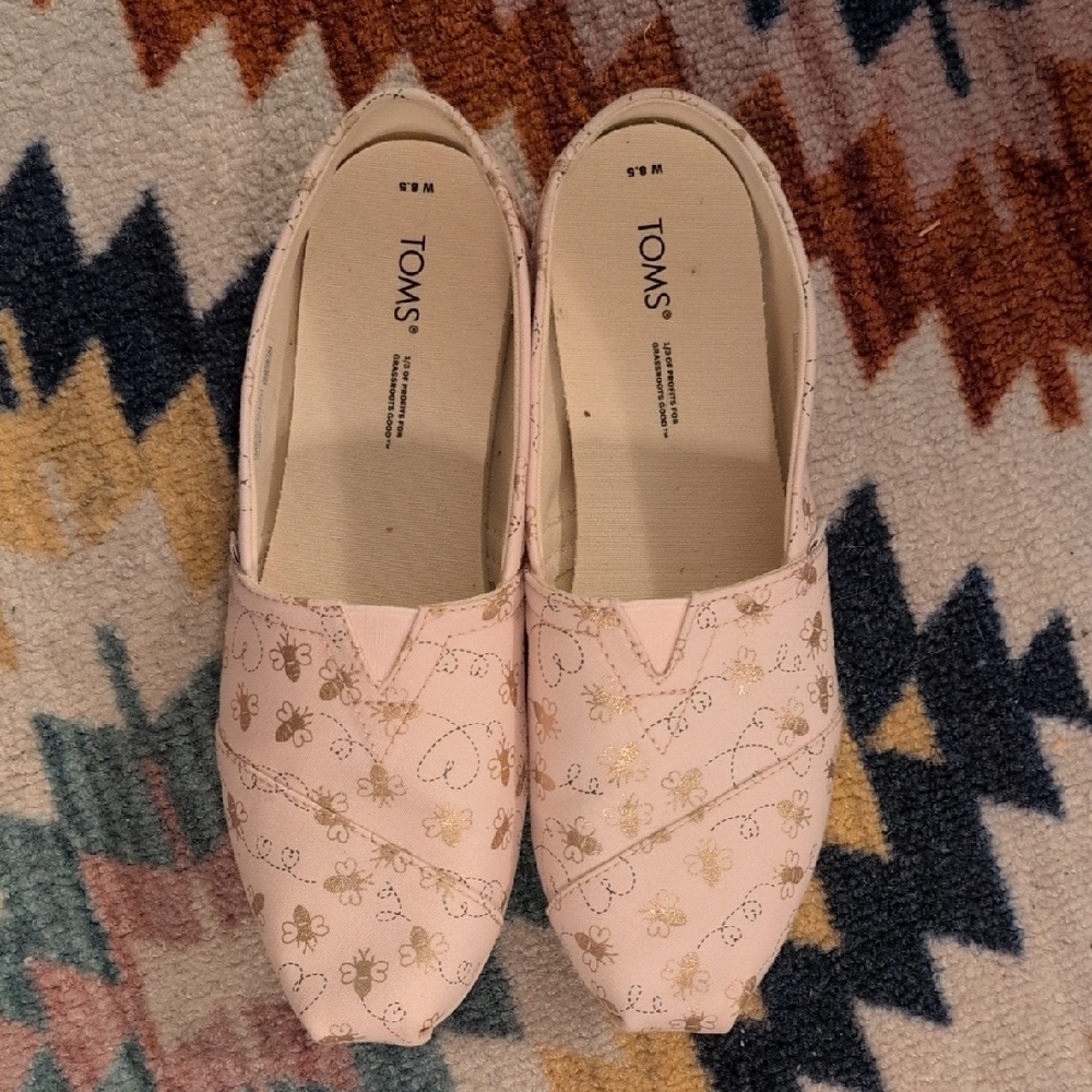 Toms Pink Quilted Flats for Everyday Comfort